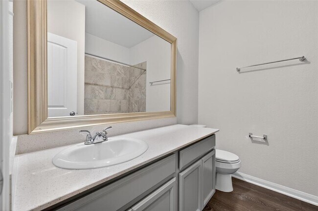 Building Photo - 206 White Wing Ln
