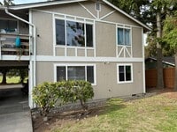 Building Photo - 427 N 21st St