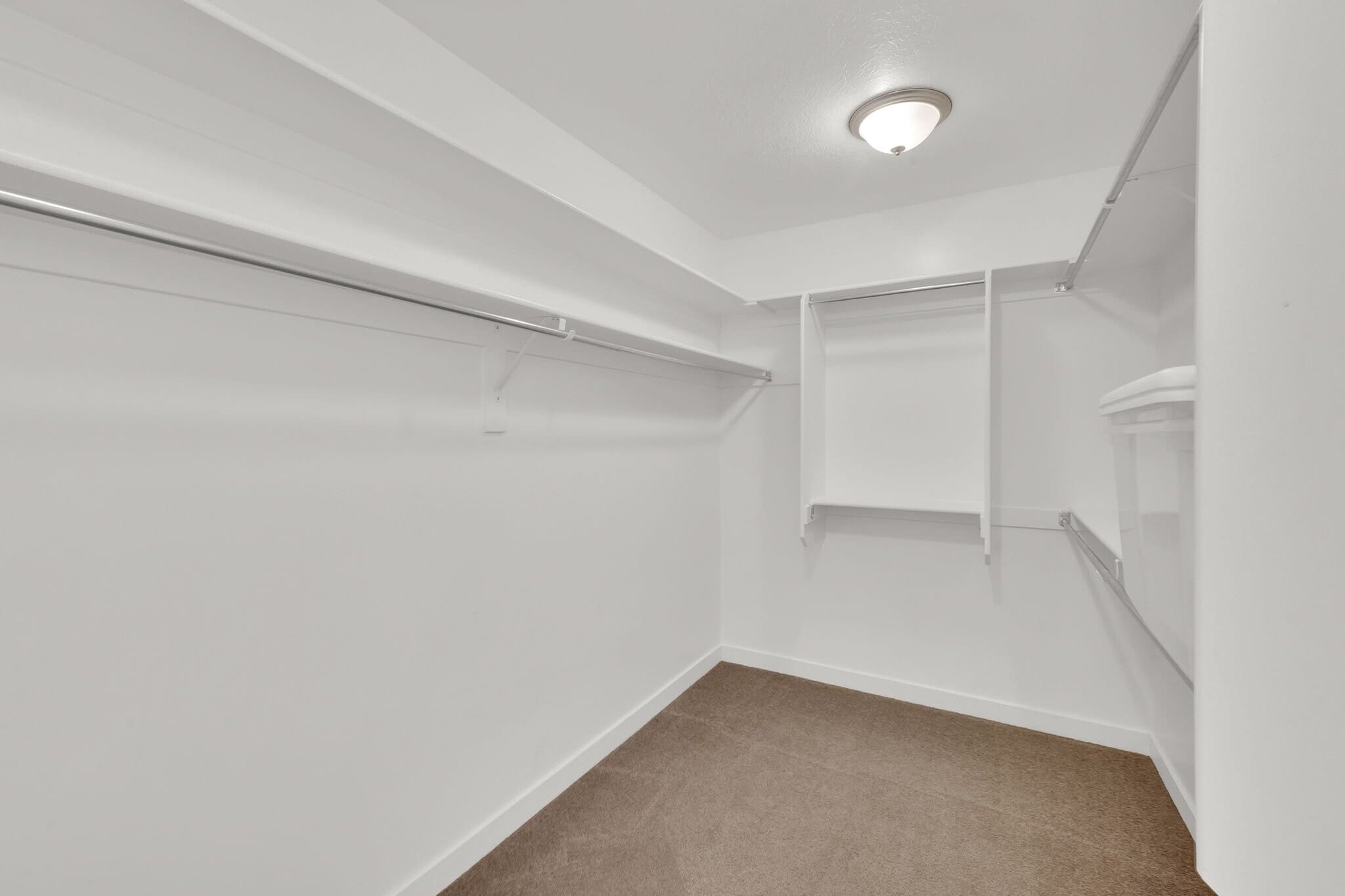 Building Photo - 9873 Sunnybank Pl