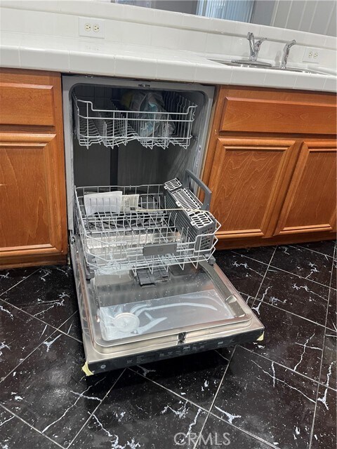 Building Photo - 15613 Lasselle St