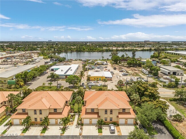 Building Photo - 15571 Bellamar Dr
