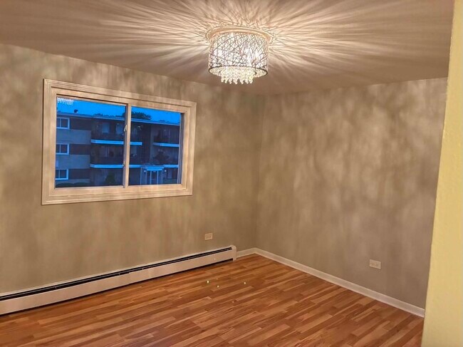 Building Photo - 9440 S 79th Ct