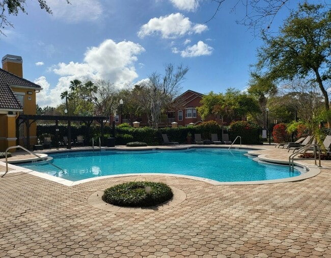 Building Photo - 8842 Villa View Cir