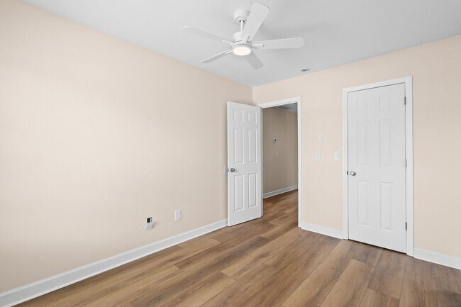 Building Photo - 4097 Mica Ave