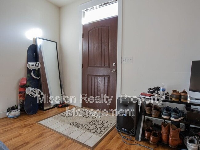 Building Photo - 11712 Chester Village Dr