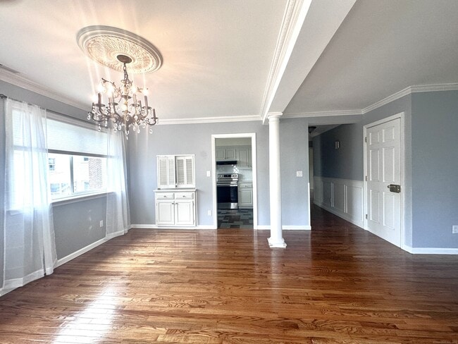 Building Photo - 141 Davis Ave