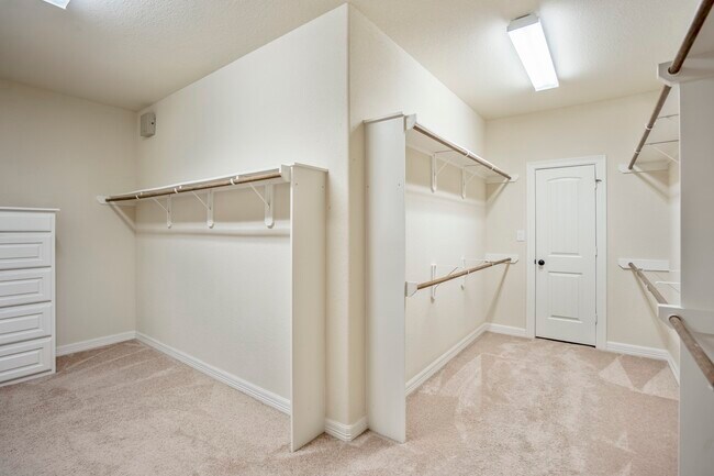 Building Photo - 11306 Longmire Creek Ct
