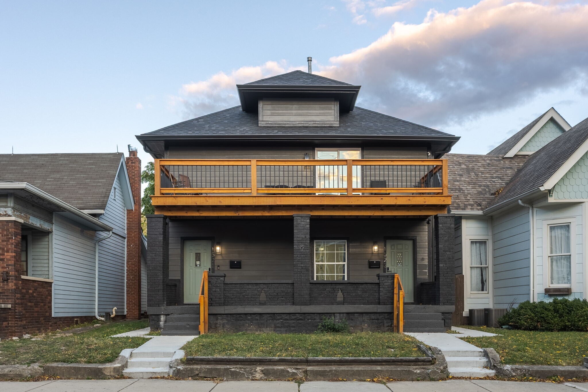 Building Photo - 1523 S East St