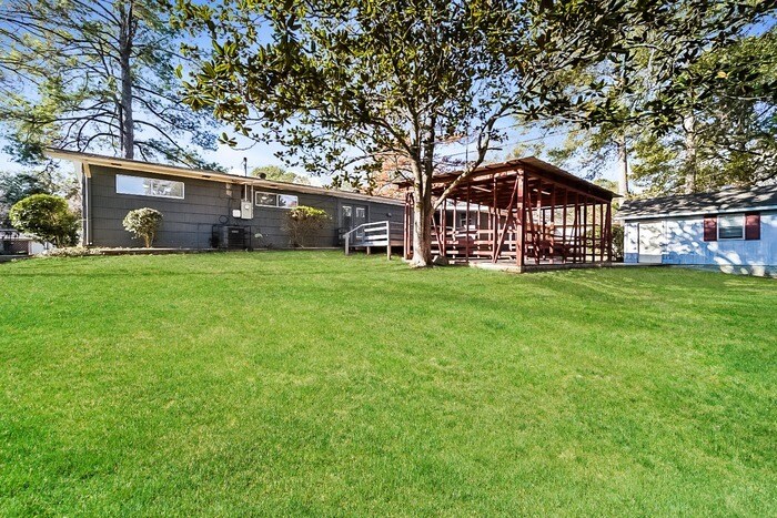 Building Photo - 234 Valley Vista Dr