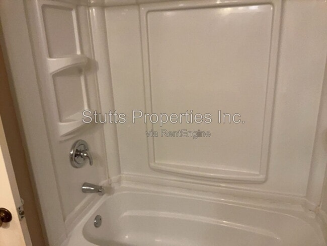 Building Photo - 86 Lamoray Dr