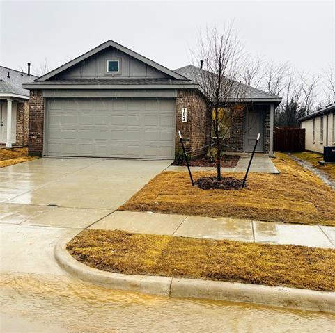 Building Photo - 1624 Elliott Rd