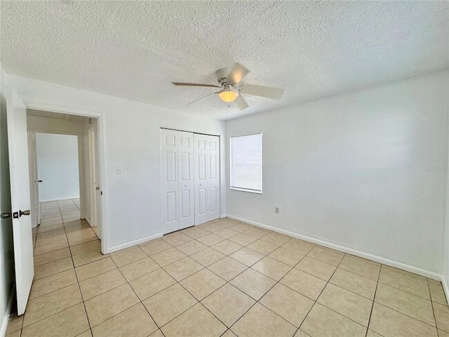 Building Photo - 2575 Elm Ave