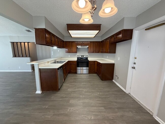 Building Photo - Delightful 3 Bedroom home in North East ISD with easy access to 1604, 35, Randolph AFB, Ft. Sam, ...