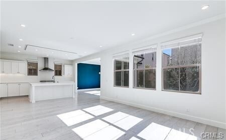 Building Photo - 138 Rotunda