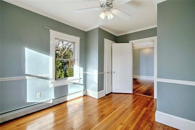 Building Photo - 18 Orchard Ave