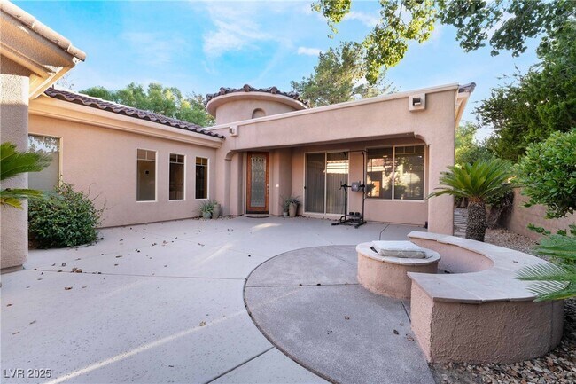 Building Photo - 1 Emerald Dunes Cir