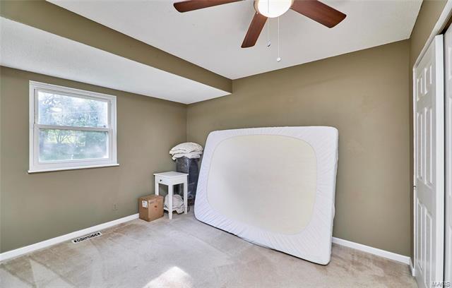 Building Photo - 708 Whitewillow Ln
