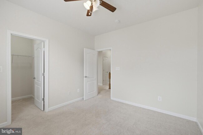 Building Photo - 20920 Ashburn Heights Dr