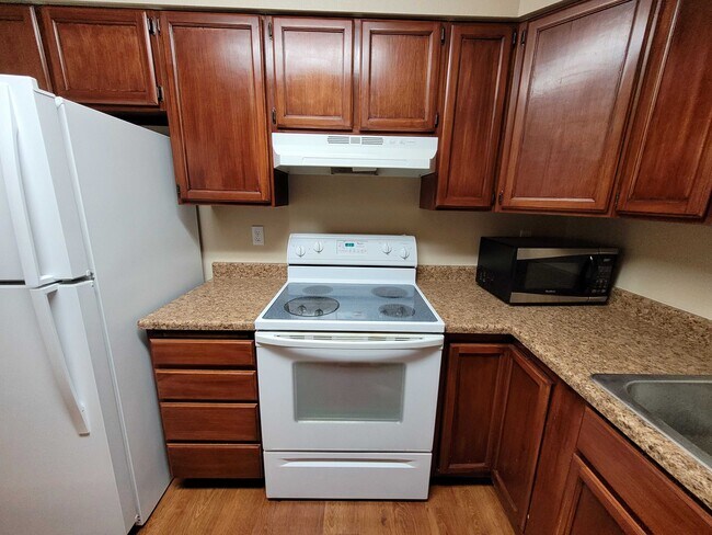 Building Photo - 115 W 1100 N