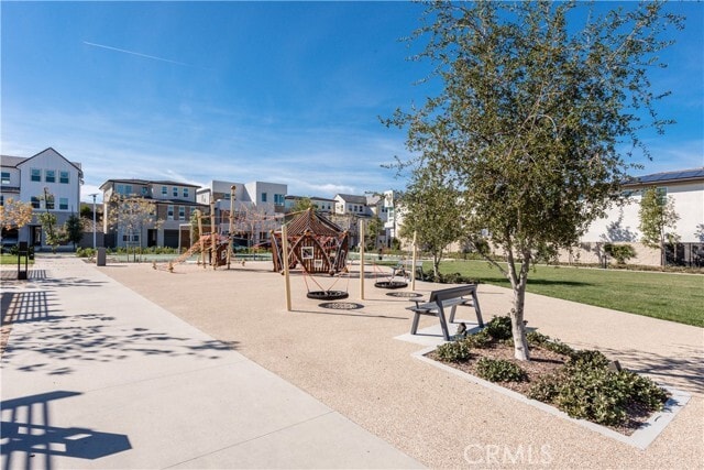 Building Photo - 180 Longden