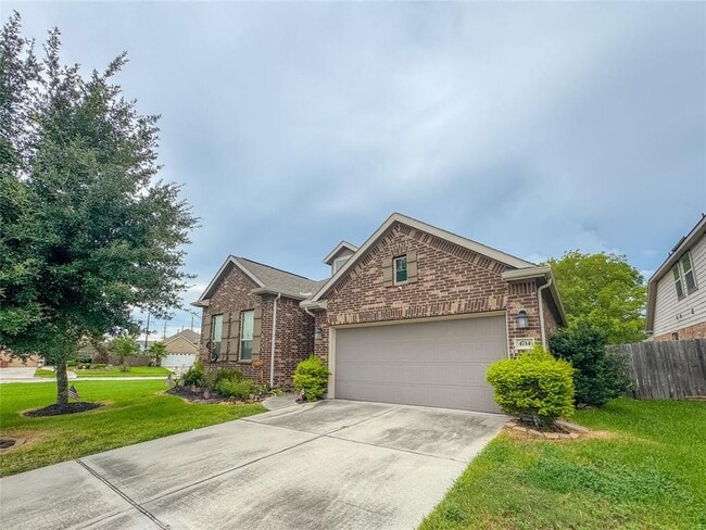 Building Photo - 4714 Western Brook Dr