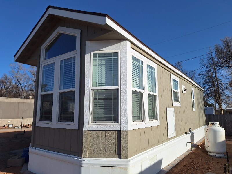 Building Photo - 3841 N Cascade Ave