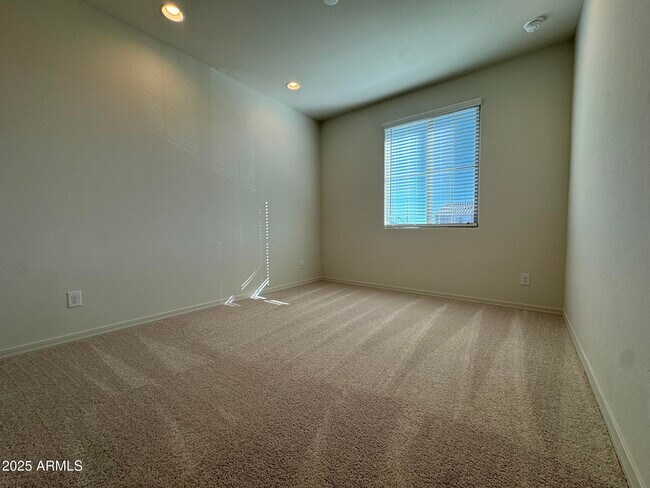 Building Photo - 17566 W San Juan Ave