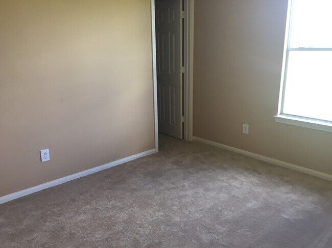 Building Photo - 6038 Deep South Dr