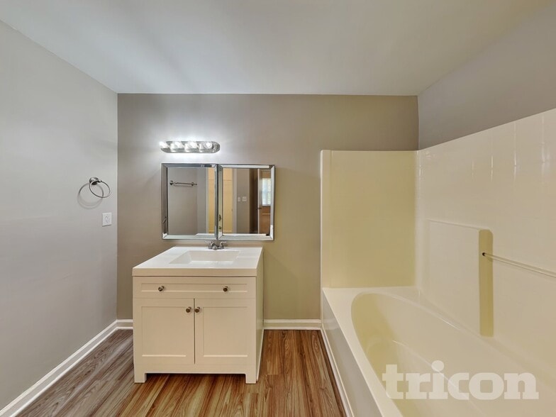 Building Photo - 2020 Chapel Creek Rd