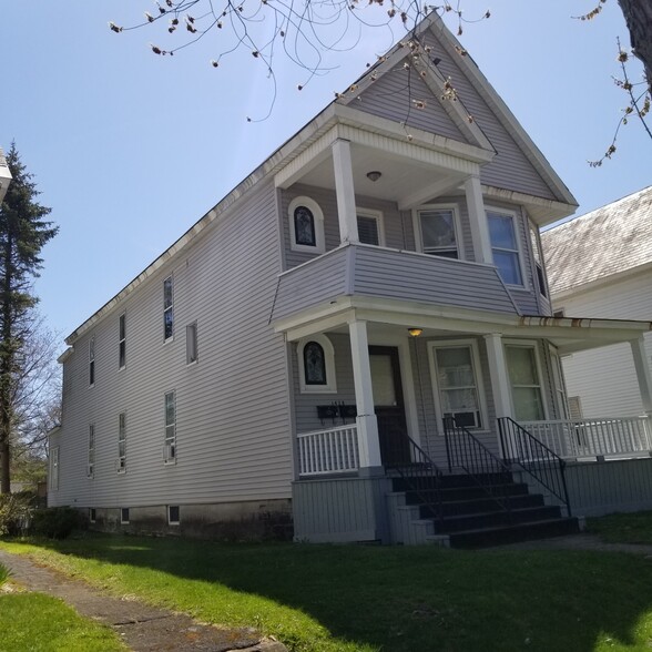 Primary Photo - 1428 Parkwood Blvd