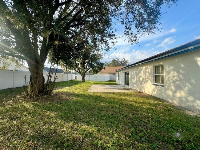 Building Photo - 3511 Majesty Loop