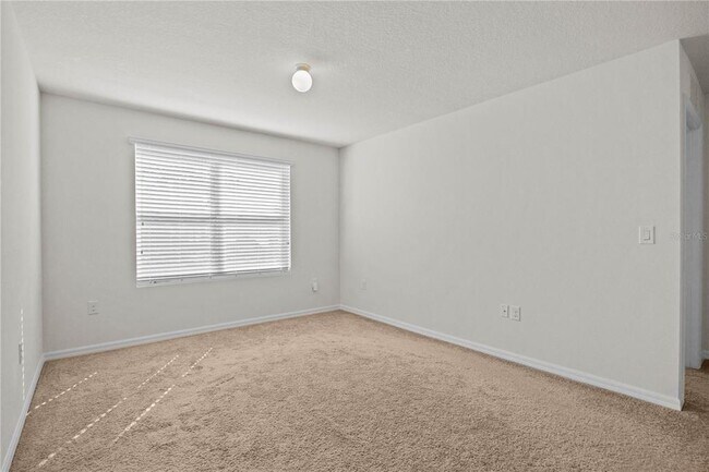 Building Photo - 817 Sheen Cir