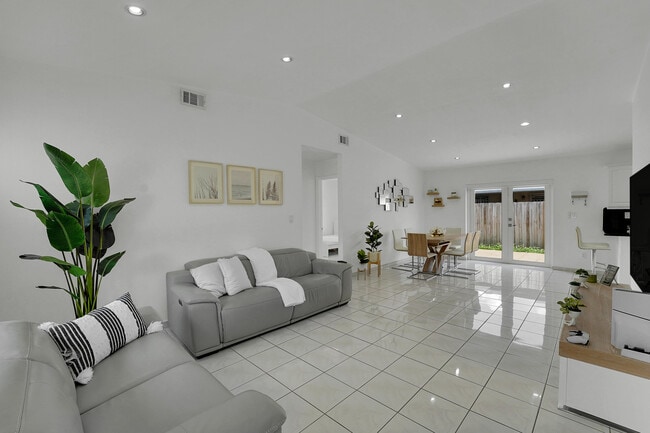 Building Photo - 17255 NW 72nd Ct