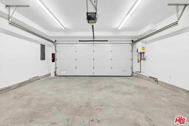 Building Photo - 1460 Butler Ave