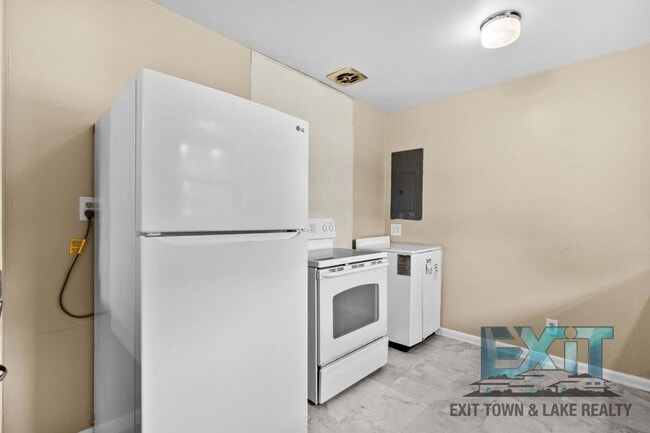 Building Photo - Charming 3BR Home in Jarratt - Convenient Location Near I-95