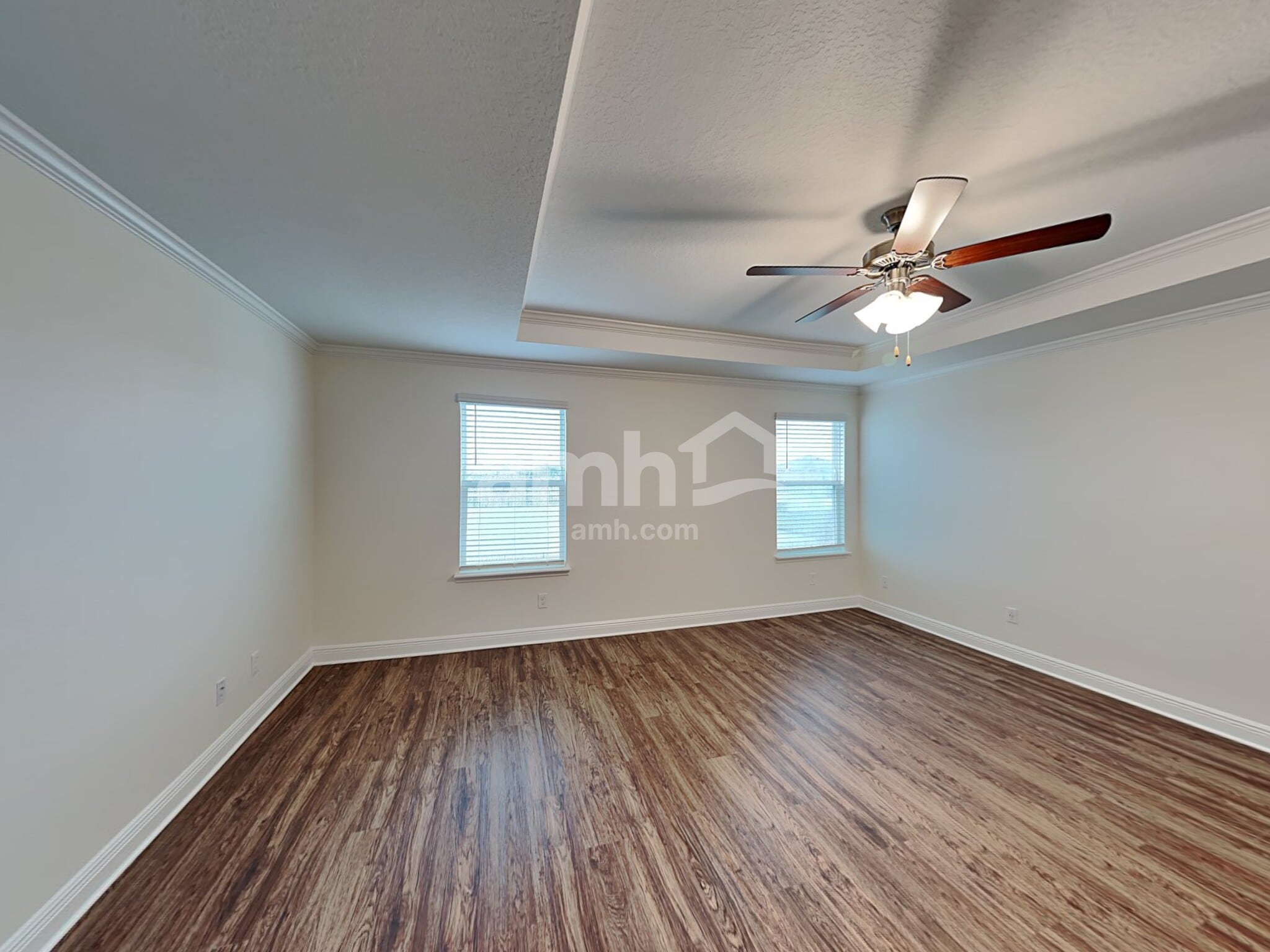 Building Photo - 1148 Sky Lks Dr