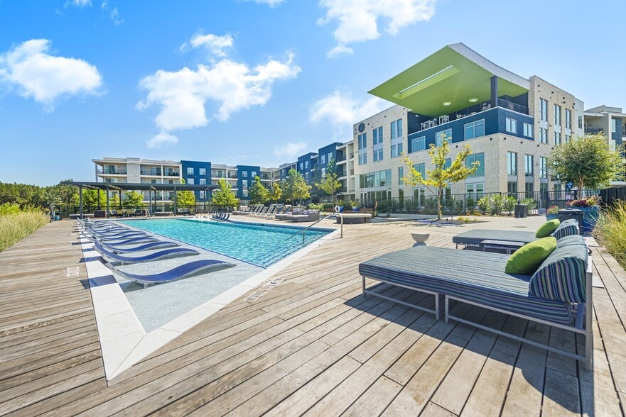 Building Photo - Edison Austin