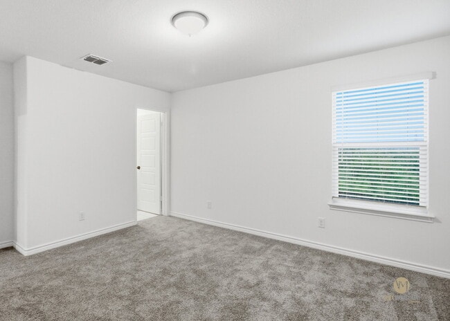 Building Photo - Spacious 4-Bedroom Home for Lease in Champions Manor – Medina Valley ISD!