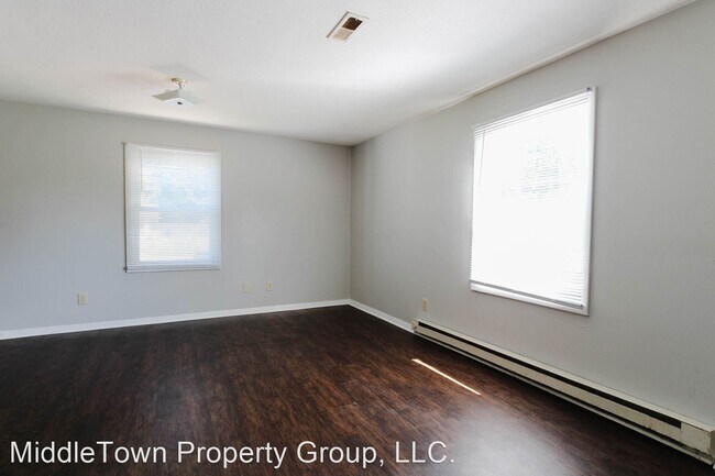 Building Photo - 3 br, 1 bath House - 2312 N Rosewood Ave