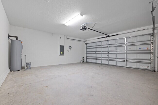 Building Photo - Epperson community 4-Bed Oasis with Granit...