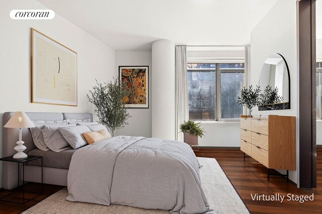 Building Photo - 40 Broad St