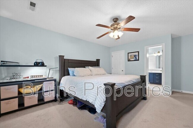 Building Photo - 4457 Eagles Nest Dr