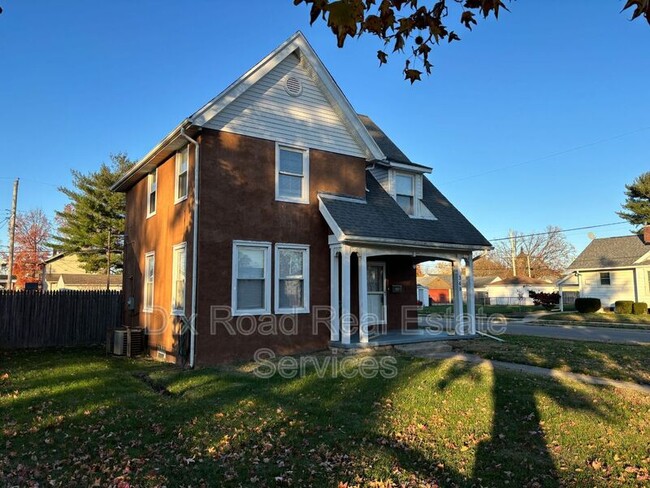 Building Photo - 348 Chase Ave