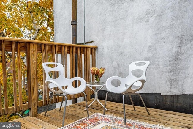 Building Photo - 2007 Mt Vernon St