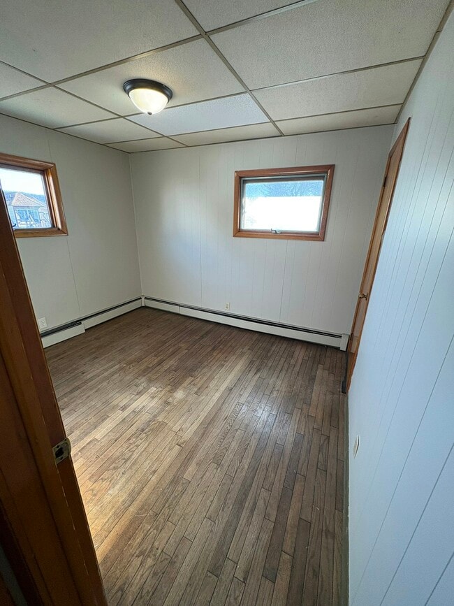 Building Photo - 725 Wheeler Ave