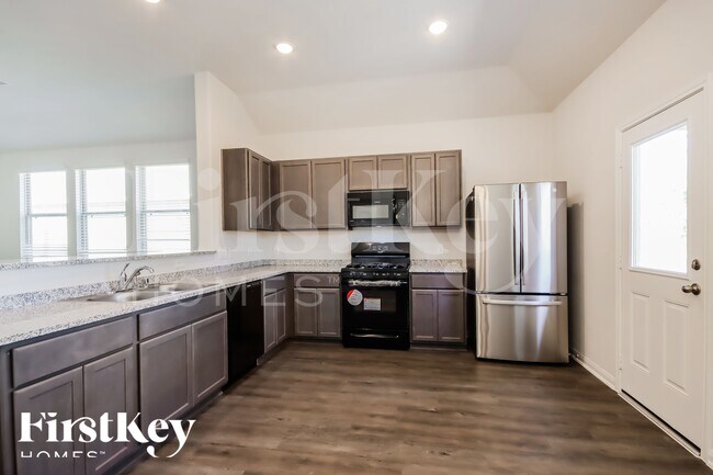 Building Photo - 255 Rd 5102F