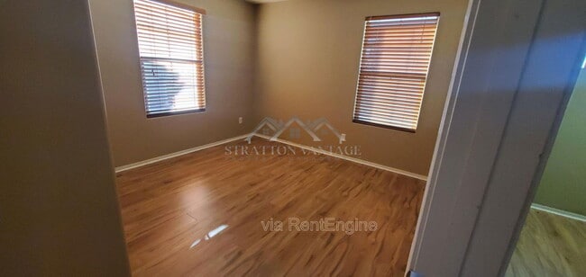 Building Photo - 523 N Ranger Trail