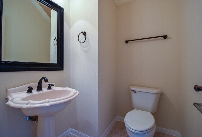 Building Photo - 314 Spencers Glen Dr