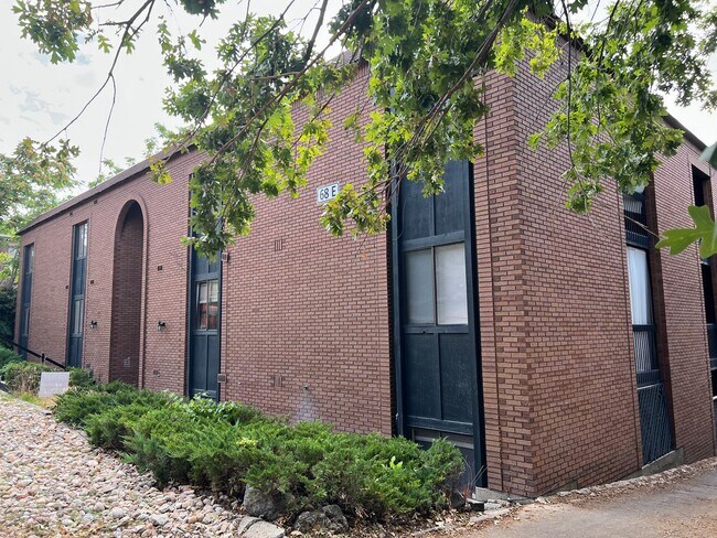 Building Photo - 68 E 200 S