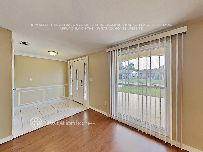 Building Photo - 3537 Springfield Dr